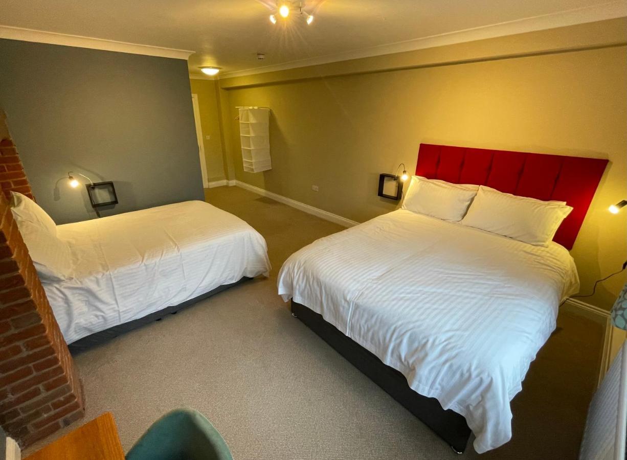 Cadmore Lodge Bed & Breakfast Тенбери Экстерьер фото